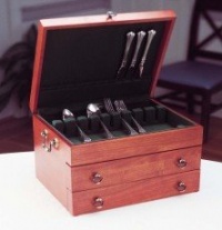 Reed & Barton Bristol Grande 43CF Flatware Chest