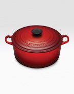 Crafted from heavy stoneware, Le Creuset cookware is the ultimate ingredient for chefs and home cooks worldwide. With its recessed-edge lid, this enameled cast iron oven masters slow cooking, evenly distributing and retaining heat.