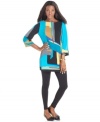An abstract print gives Style&co.'s tunic an artistic aesthetic. Perfect with leggings and fun flats!