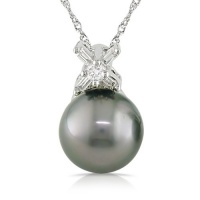 14k White Gold Black Tahitian Cultured Pearl with Diamond Accent Pendant Necklace (1/8 cttw, H-I Color, I1-I2 Clarity), 17 14k White Gold Black Tahitian Cultured Pearl with Diamond Accent Pendant Necklace (1/8 cttw, H-I Color, I1-I2 Clarity), 17