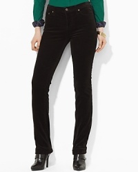 An essential pant features a slim, straight leg and a hint of stretch for a versatile, modern look. An essential pant features a slim, straight leg and a hint of stretch for a versatile, modern look.