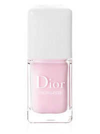 A nail care product as well as a fast-acting polish, Diorlisse is formulated to create a smooth, even surface on the nail and erase imperfections. Leaves nails flawless and strengthened. 0.3 oz. 