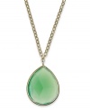 A drop of color brightens any look. This brilliant pear-shaped pendant features green onyx (6-3/4 ct. t.w.) in a 10k gold setting. Approximate length: 18 inches. Approximate drop: 1 inch.
