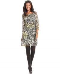 ECI's dress looks lavish with an ornate print that textured at the front. Pair with tights and heels for flawless style! ECI's dress looks lavish with an ornate print that textured at the front. Pair with tights and heels for flawless style!