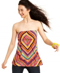 Designed in a bright and totally hypnotizing print, this strapless top from Pretty Rebellious gives your trusty blue jeans a wake-up call! Designed in a bright and totally hypnotizing print, this strapless top from Pretty Rebellious gives your trusty blue jeans a wake-up call!