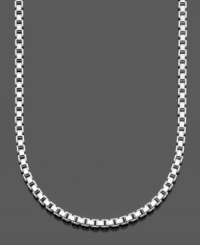 Add a little extra edge to your look. Giani Bernini necklace features a box link chain crafted in sterling silver. Approximate length: 24 inches.