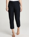 Stretch organic cotton is minimally styled into a slim ankle silhouette for modern versatility.