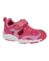 Kick foot fashion into high gear. These easy-to clean Stride Rite sneakers feature antimicrobial treatment to keep feet fresh too. Kick foot fashion into high gear. These easy-to clean Stride Rite sneakers feature antimicrobial treatment to keep feet fresh too.