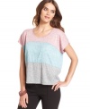 With contrast colorblocking, this slouchy Kensie tee is perfect for a cute, casual look!