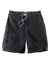 Relaxed-fitting swim trunk in quick-drying nylon. Relaxed-fitting swim trunk in quick-drying nylon.