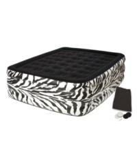 The the perfect solution for those times when you need a convenient extra bed for guests, a comfortable bed for camping or any handy bed for traveling is this queen inflatable bed from Pure Fun by Jamz. The the perfect solution for those times when you need a convenient extra bed for guests, a comfortable bed for camping or any handy bed for traveling is this queen inflatable bed from Pure Fun by Jamz.