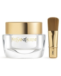 This foundation is suitable for all skin types. Apply the foundation after your day care with your fingertips, starting at the centre of the face and then blending towards the contours. You can also use the elegant brush to enhance the texture and to touch-up your make-up during the day. This foundation is suitable for all skin types. Apply the foundation after your day care with your fingertips, starting at the centre of the face and then blending towards the contours. You can also use the elegant brush to enhance the texture and to touch-up your make-up during the day.