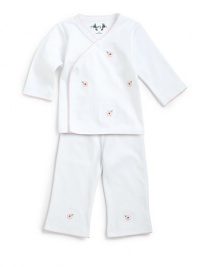 THE LOOKWrap-front V-neck topFront embroidered flower patternConcealed snap frontContrast picot trim along the neckline, cuffs, placket and hemLong sleevesElastic waist pants with front flower embroideryTHE MATERIALPima cottonCARE & ORIGINMachine washImported THE LOOKWrap-front V-neck topFront embroidered flower patternConcealed snap frontContrast picot trim along the neckline, cuffs, placket and hemLong sleevesElastic waist pants with front flower embroideryTHE MATERIALPima cottonCARE & ORIGINMachine washImported