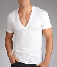 2(x)ist Men's Essentials Deep V-Neck Undershirt 2(x)ist Men's Essentials Deep V-Neck Undershirt