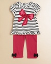 A pretty striped tunic is embellished with a bold bow and paired with soft, stretch-cotton pants to create a timelessly sweet look. Top Ruffled round necklineShort puff sleevesBack snapsRuffled hem Pants Elastic hemCottonMachine washImported Please note: Number of snaps may vary depending on size ordered 