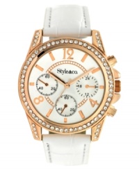 With a dazzling, oversized dial, this charming Style&co. watch is an everyday original. With a dazzling, oversized dial, this charming Style&co. watch is an everyday original.