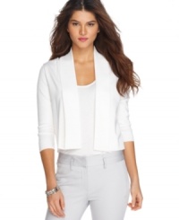 A layering staple, this Calvin Klein open-front cardigan is perfect for pairing with all your favorite pieces! A layering staple, this Calvin Klein open-front cardigan is perfect for pairing with all your favorite pieces!