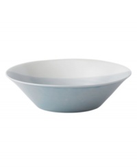 Perfect for every day, the 1815 serving bowl from Royal Doulton features sturdy white porcelain streaked with pale blue for serene, understated style. Perfect for every day, the 1815 serving bowl from Royal Doulton features sturdy white porcelain streaked with pale blue for serene, understated style.