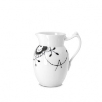 Royal Copenhagen Black Fluted Mega Pitcher 3 cups Royal Copenhagen Black Fluted Mega Pitcher 3 cups