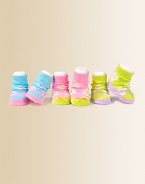 Three colorful pairs of multi-patterned, daisy-printed socks.80% cotton/17% acrylic/3% spandexMachine washImported