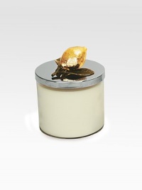 A vivid fragrance that celebrates the herbal and grassy heart of citrus with rich base notes of precious wood, sage, cardamom and clove. The glass jar is topped with a goldplated lemon on nickel-plated metal lid crafted by one of America's premier metalwork artists. From the Lemonwood CollectionSoy wax14.5 oz.5½H X 3¾ diam.Imported A vivid fragrance that celebrates the herbal and grassy heart of citrus with rich base notes of precious wood, sage, cardamom and clove. The glass jar is topped with a goldplated lemon on nickel-plated metal lid crafted by one of America's premier metalwork artists. From the Lemonwood CollectionSoy wax14.5 oz.5½H X 3¾ diam.Imported