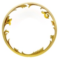 Carefully embellished with ornate Baroque details in four different tones of lavish gold, the Arabesque Gold dinnerware collection captures the essence of contemporary luxury in iconic Versace style. Carefully embellished with ornate Baroque details in four different tones of lavish gold, the Arabesque Gold dinnerware collection captures the essence of contemporary luxury in iconic Versace style.