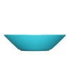 With a minimalist design and unparalleled durability, the Teema pasta bowl makes preparing and serving meals a cinch. Featuring a sleek, angled edge in glossy turquoise-colored porcelain by Kaj Franck for Iittala.