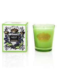 A sophisticated and unique arrangement of notes from Sir Elton John's favorite flowers: hyacinth, freesia, rose, and jasmine, which he grows in his garden at Woodside in Old Windsor, UK. Burn time is approximately 60 hours. A sophisticated and unique arrangement of notes from Sir Elton John's favorite flowers: hyacinth, freesia, rose, and jasmine, which he grows in his garden at Woodside in Old Windsor, UK. Burn time is approximately 60 hours.