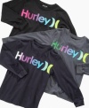 Keep it fresh. This long-sleeve icon tee from Hurley is perfect for long days and cool nights.