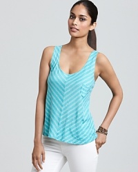 Featuring chevron stripes and a petite patch pocket, this ALTERNATIVE tank is a have-to-have for easy summer dressing. Featuring chevron stripes and a petite patch pocket, this ALTERNATIVE tank is a have-to-have for easy summer dressing.