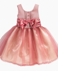 A big decorative bow on the front of this dress from Bonnie Jean gives her sweet style that will put a smile on her face. A big decorative bow on the front of this dress from Bonnie Jean gives her sweet style that will put a smile on her face.