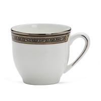This distinctive pattern makes a statement of luxury and grace. This distinctive pattern makes a statement of luxury and grace.