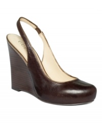 GUESS adds a twist to your elevated pumps with a wedge heel. The Russo wedges are a fantastic fit for warm weather. GUESS adds a twist to your elevated pumps with a wedge heel. The Russo wedges are a fantastic fit for warm weather.