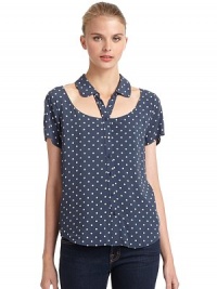 THE LOOKAllover dotted printPeter Pan collarCutout detailsButton-frontTHE FITAbout 25 from shoulder to hemTHE MATERIALRayonCARE & ORIGINMachine washImportedModel shown is 5'10 (177cm) wearing US size 4. THE LOOKAllover dotted printPeter Pan collarCutout detailsButton-frontTHE FITAbout 25 from shoulder to hemTHE MATERIALRayonCARE & ORIGINMachine washImportedModel shown is 5'10 (177cm) wearing US size 4.