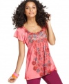 Everything's coming up roses for One World -- and you -- when you wear this lovely embroidered tunic!