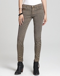 Fall's latest print arrives with downtown-cool style on these Current/Elliott skinny jeans. Fall's latest print arrives with downtown-cool style on these Current/Elliott skinny jeans.