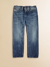 Gently faded denim with light whiskers and an adjustable waist.Front buttonWaistband with belt loopsZip flyFive-pocket styleCottonMachine washImported Gently faded denim with light whiskers and an adjustable waist.Front buttonWaistband with belt loopsZip flyFive-pocket styleCottonMachine washImported