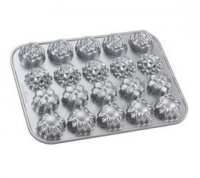 Nordic Ware Platinum Collection Petits Fours Pan Nordic Ware Platinum Collection Petits Fours Pan