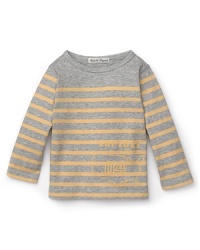 This round neck tee is crafted in soft heathered cotton and adorned with allover stripes for a vintage charm you'll love. This round neck tee is crafted in soft heathered cotton and adorned with allover stripes for a vintage charm you'll love.