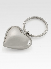 This beautiful, heirloom-worthy piece is handcrafted from stainless steel, polished to a high shine to entrance and delight.Stainless steelIncluded keepsake box4.5LWipe cleanImported This beautiful, heirloom-worthy piece is handcrafted from stainless steel, polished to a high shine to entrance and delight.Stainless steelIncluded keepsake box4.5LWipe cleanImported