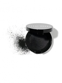 Inspired by old-school cake liner, this rich powder formula can be applied dry or damp to create different takes on the smokey eye. Intensely pigmented and long-lasting, it goes on silky-smooth without flaking. Created just for Bobbi's Choose Your Black Collection, this limited edition shade is yet another way to create dark and sexy eyes. How to apply: Kohl Cake Liner can be used wet or dry. For a dry application, use the Smokey Eye Liner Brush (sold separately). Inspired by old-school cake liner, this rich powder formula can be applied dry or damp to create different takes on the smokey eye. Intensely pigmented and long-lasting, it goes on silky-smooth without flaking. Created just for Bobbi's Choose Your Black Collection, this limited edition shade is yet another way to create dark and sexy eyes. How to apply: Kohl Cake Liner can be used wet or dry. For a dry application, use the Smokey Eye Liner Brush (sold separately).