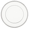 Elegant and traditional, this fine china, featuring graceful platinum scalloping, calls to mind the perfectly iced wedding cake.