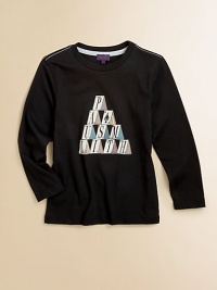 An essential cotton layer updated with a graphic Paul Smith card pyramid.Ribbed crewneckLong sleevesContrast stitchingCottonMachine washImported of French fabric An essential cotton layer updated with a graphic Paul Smith card pyramid.Ribbed crewneckLong sleevesContrast stitchingCottonMachine washImported of French fabric
