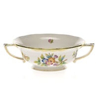 An exquisite tableau of hand-painted butterflies and flowers adorns this graceful dinnerware collection for classic elegance and nature-inspired beauty. And glimmering gold accents add a touch of opulence. An exquisite tableau of hand-painted butterflies and flowers adorns this graceful dinnerware collection for classic elegance and nature-inspired beauty. And glimmering gold accents add a touch of opulence.