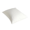 This slow-rise memory pillow provides the benefits of memory foam with the feel of natural fibers. Comfortable and fluffy, it continually adjusts to the movements of the head and neck to offer constant cervical and neck support, allowing the muscles to relax properly.