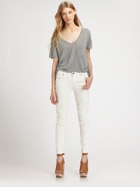 Rock your whites in ultra-skinny denim finished with a hint of stretch for a curve-hugging fit.THE FITSkinny fitMedium rise, about 8Inseam, about 29THE DETAILSZip flyFive-pocket style98% cotton/2% elastaneMachine washMade in USA of imported fabricModel shown is 5'9 (175cm) wearing US size 4. Rock your whites in ultra-skinny denim finished with a hint of stretch for a curve-hugging fit.THE FITSkinny fitMedium rise, about 8Inseam, about 29THE DETAILSZip flyFive-pocket style98% cotton/2% elastaneMachine washMade in USA of imported fabricModel shown is 5'9 (175cm) wearing US size 4.