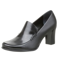 Franco Sarto Women's Nolan Tailored Slip-on Pump Franco Sarto Women's Nolan Tailored Slip-on Pump
