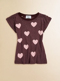 She'll break hearts in this vintage-inspired, slightly torn, short-sleeved tee.CrewneckShort sleevesPullover style50% cotton/50% polyesterMachine washMade in USA She'll break hearts in this vintage-inspired, slightly torn, short-sleeved tee.CrewneckShort sleevesPullover style50% cotton/50% polyesterMachine washMade in USA