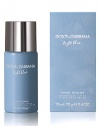 A refreshing blend of citrus notes combine perfectly with masculine woods and subtle spice to create a distinctive fragrance that epitomizes relaxed sophistication. 2.4 oz.Fragrance family: woody spicy Top notes: Sicilian mandarin, frozen grapefruit peel, Russian juniper, bergamot Heart notes: rosemary, Sechuan pepper, rosewood Bottom notes: American muskwood, incense, oakmoss 