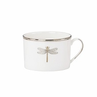 Kate Spade and Lenox join together to bring ease, elegance and understated wit to the table. June Lane is a graceful pattern adorned with a centered dragonfly design, complimented by an elegant accent plate depicting the wings of a dragonfly. Dishwasher safe. Kate Spade and Lenox join together to bring ease, elegance and understated wit to the table. June Lane is a graceful pattern adorned with a centered dragonfly design, complimented by an elegant accent plate depicting the wings of a dragonfly. Dishwasher safe.